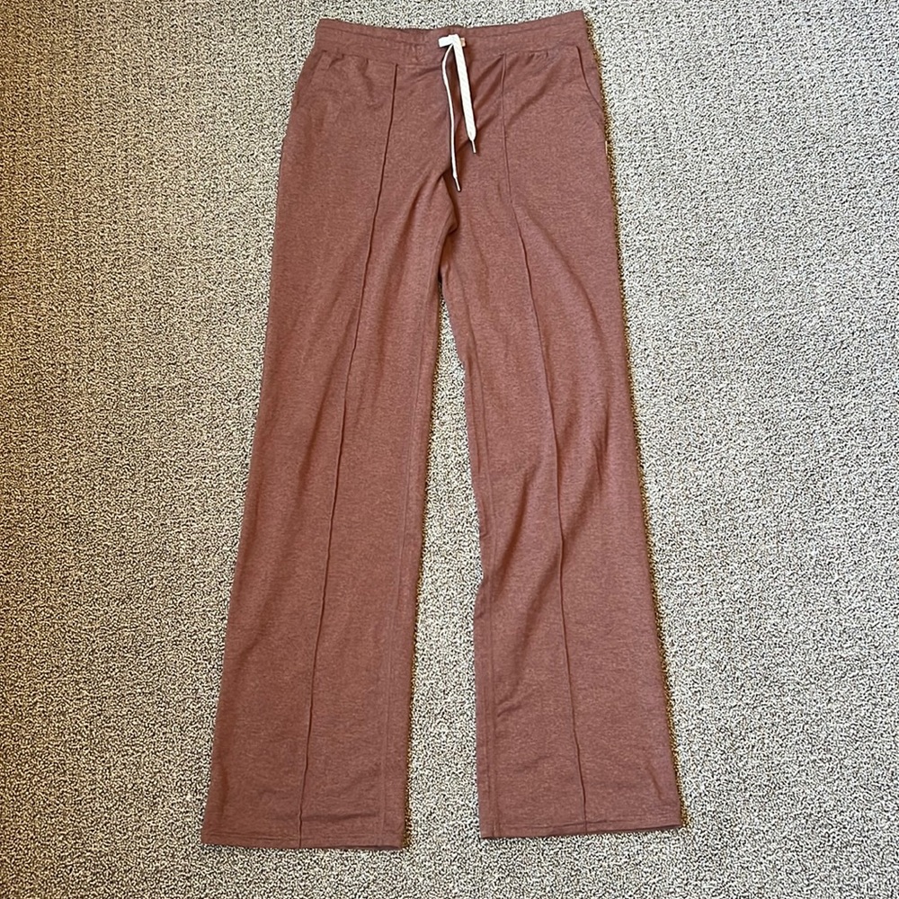 Vuori Halo Wide Leg Flare Pant - NEW